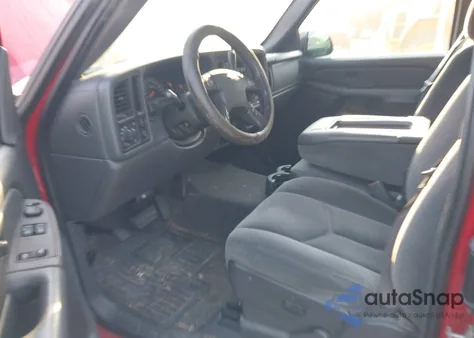 2005 Chevrolet Silverado 1500 Ls z USA, uszkodzony, nr VIN 2GCEC19T351293081